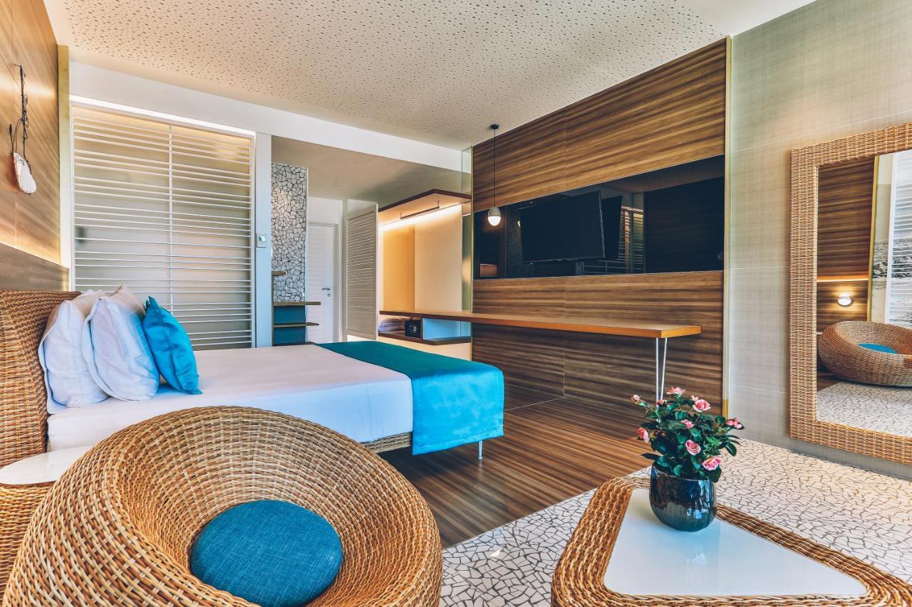 Carine Hotel Kumbor Superior Херцег Нови Екстериор снимка